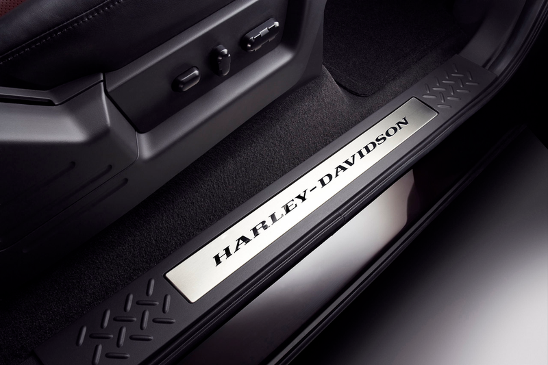 Illustration for article titled 2010 Ford Harley-Davidson F-150: Hog Lovers Rejoice!